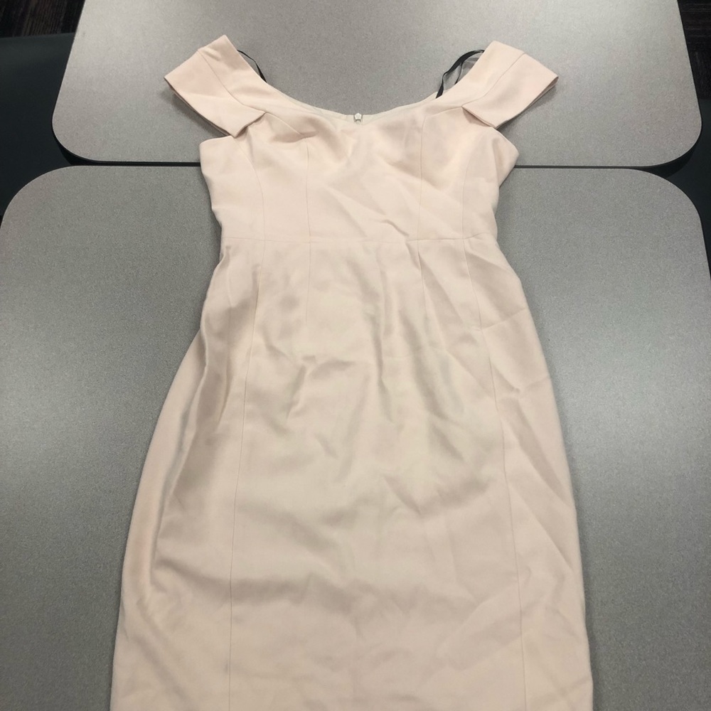 Black Halo dress in Buttercream NWT